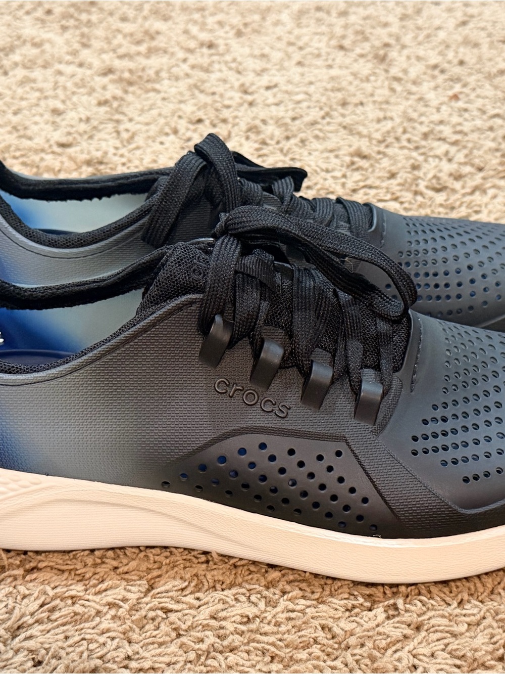 Crocs Women's LiteRide Color Dip Pacer sneakers Size 10 New